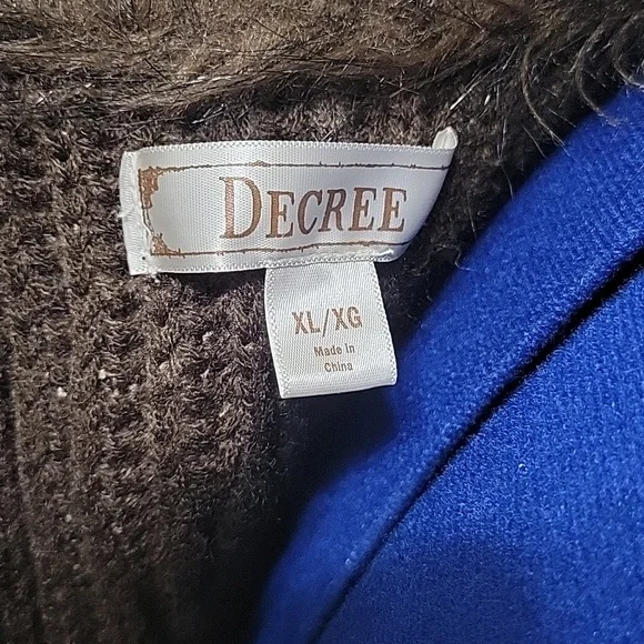 Decree Brown Faux Fur Vest - Picture 4 of 4